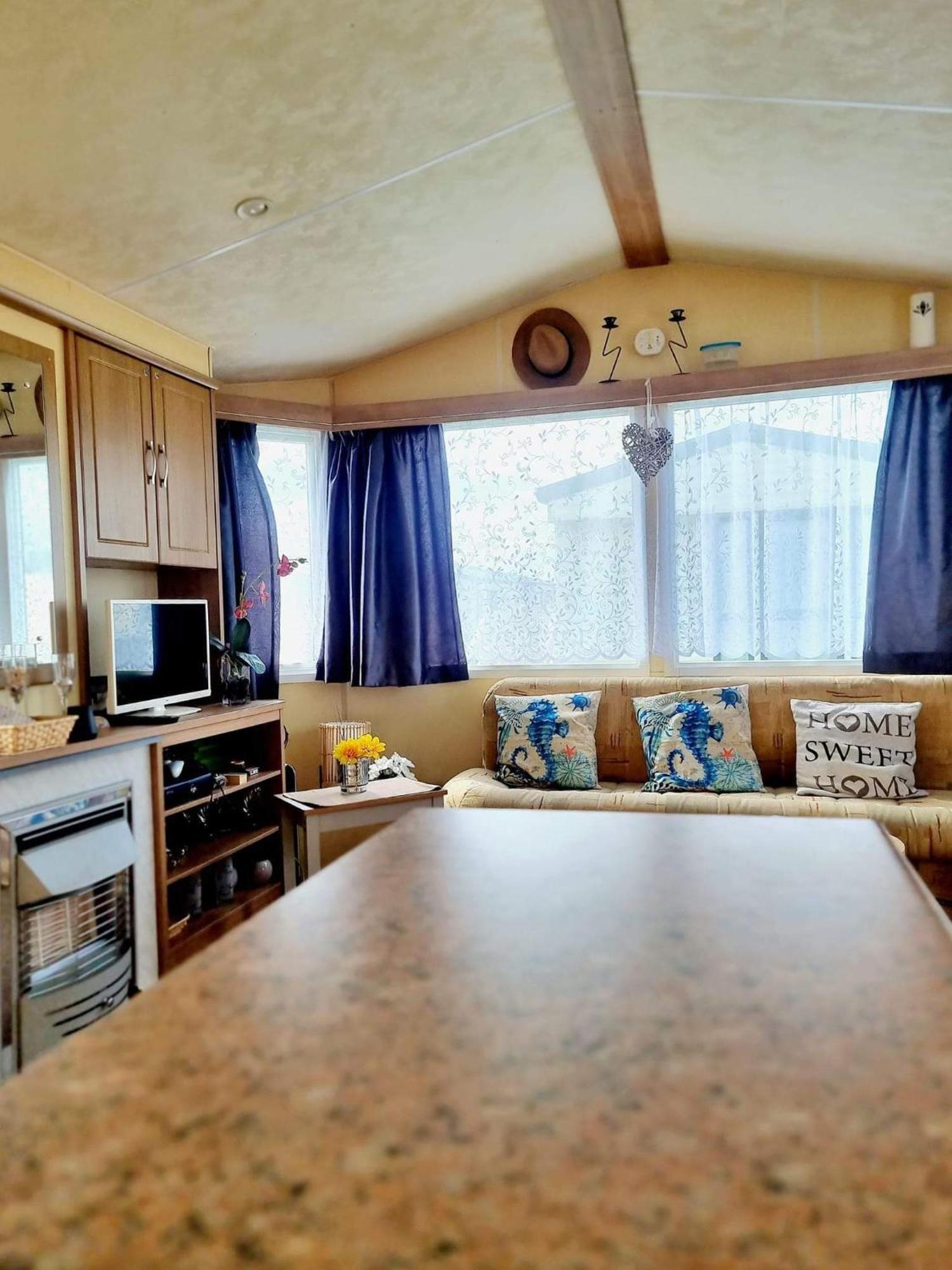 Paula.Aga- Caravan Clacton-on-Sea Exterior photo